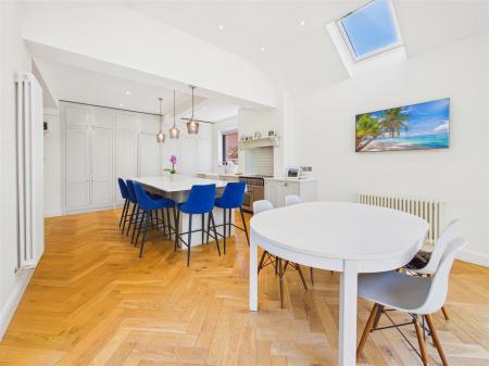 Dining Kitchen