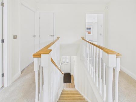 Central Galleried Landing