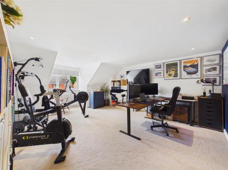 Bedroom 6/Office