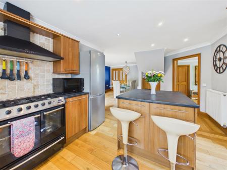 Kitchen/Dining Room