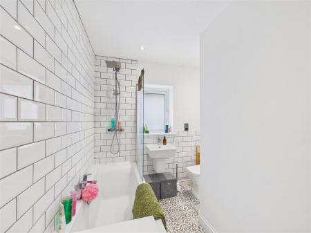 En-Suite Bathroom