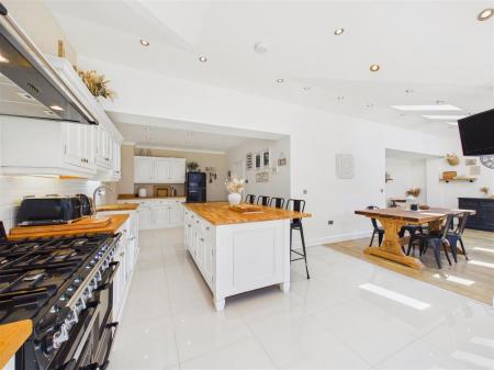 Breakfast Kitchen