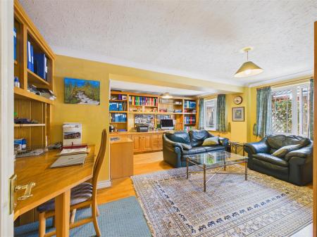 Home Office / Sitting Room