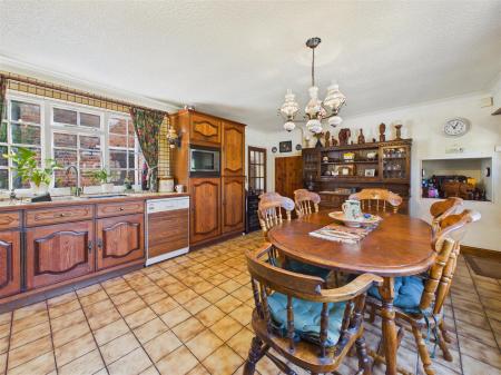 Dining Kitchen