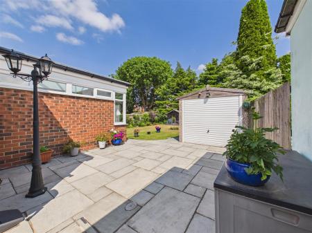 Detached Garage
