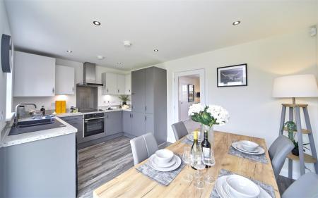 Dining/Kitchen