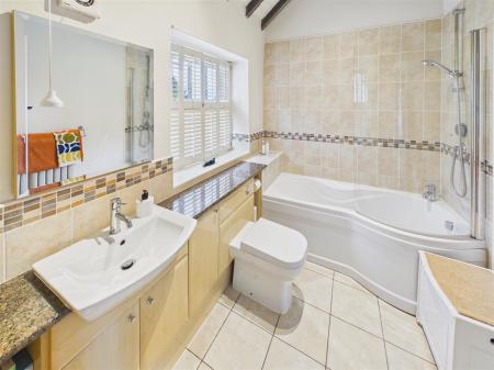 En-suite Bathroom