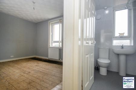 bed/wet room