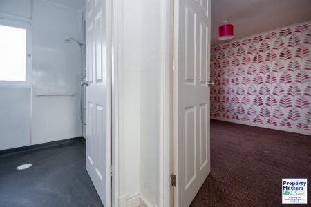 Bedroom One/Wet Room