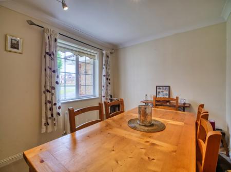 Dining Room / Bedroom 5