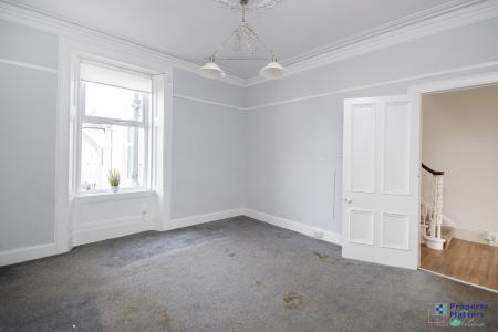 2nd Lounge / Bedroom