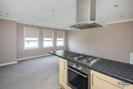 Open Plan Lounge/Kitchen
