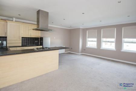 Open Plan Lounge/Kitchen