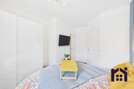 Principal bedroom