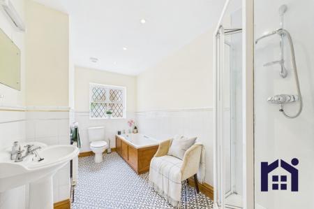 Ground floor bathroom