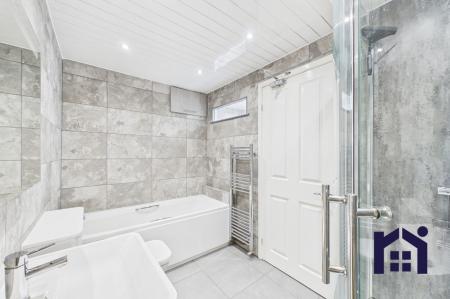 Ground floor bathroom