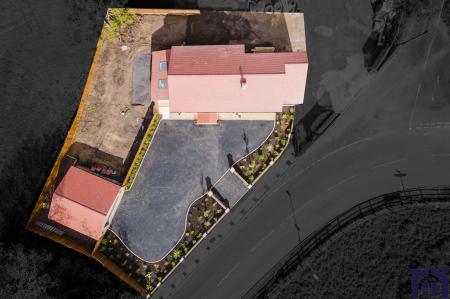 Substantial corner plot