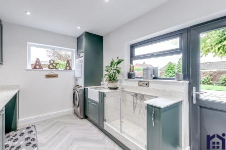 Boot/utility room