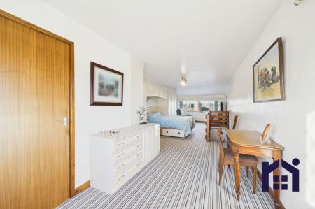 Master suite