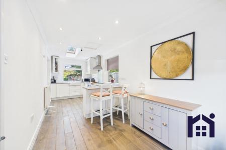 Dining kitchen