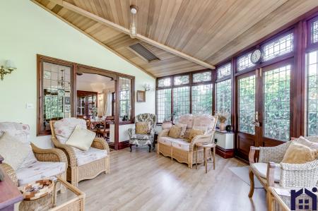 Garden room