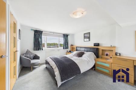 Principal bedroom