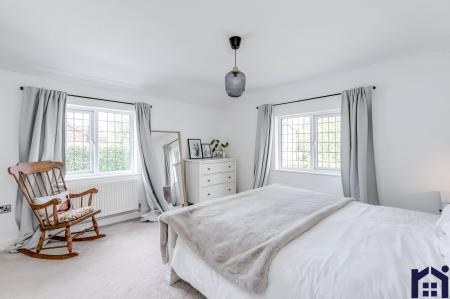 Principal bedroom