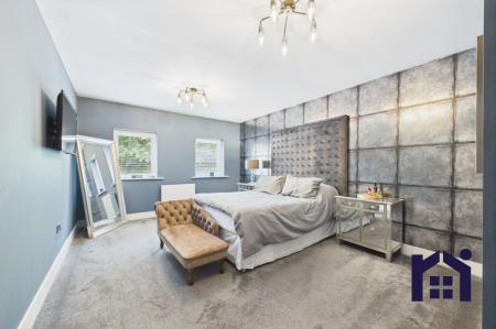 Principal bedroom