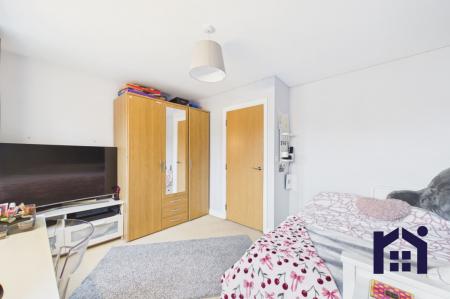 Second bedroom