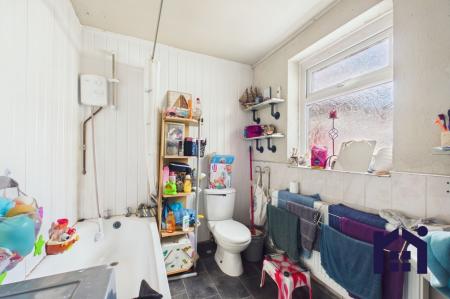 Family bathroom
