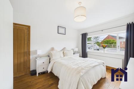 Principal bedroom