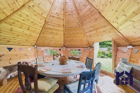 Garden room