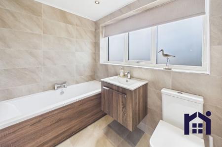 Family bathroom