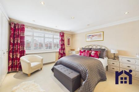 Principal bedroom