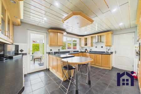 Breakfast kitchen