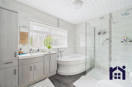 Family bathroom