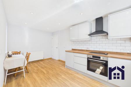 Dining kitchen