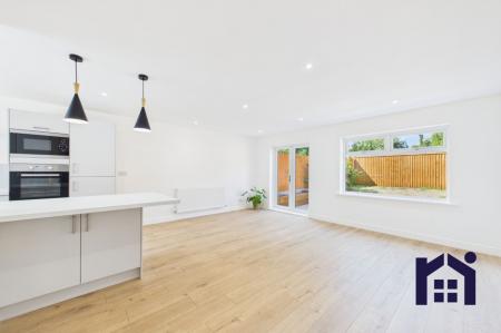 Kitchen/living area