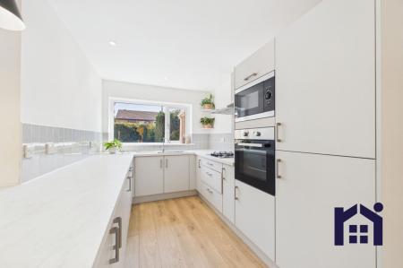 Kitchen/living area