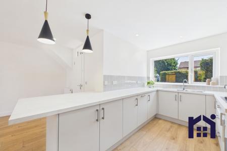 Kitchen/living area