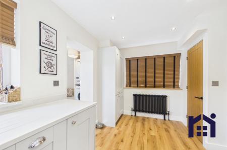 Dining kitchen