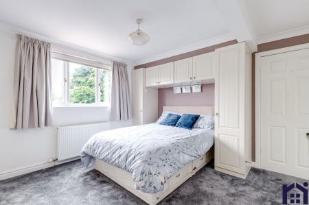 Principal bedroom