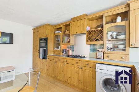 Dining kitchen