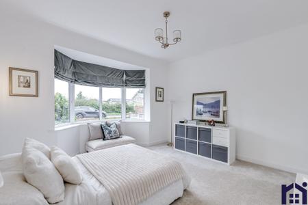 Principal bedroom
