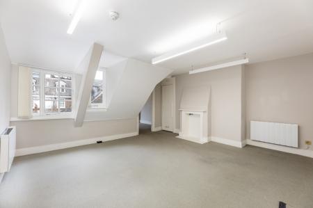 15 Queen Annes Gate - office