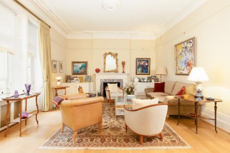 Reception Room (2)