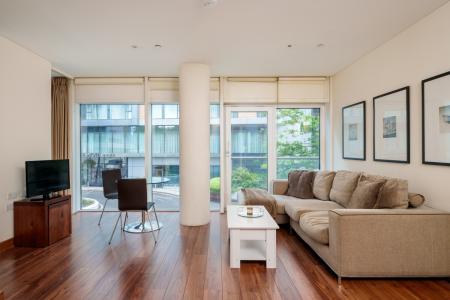 Reception Room (1)