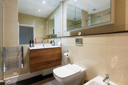 Ashley Gardens 110 Bathroom