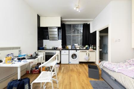 Studio Kitchen (1)