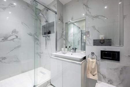 Family Shower room
